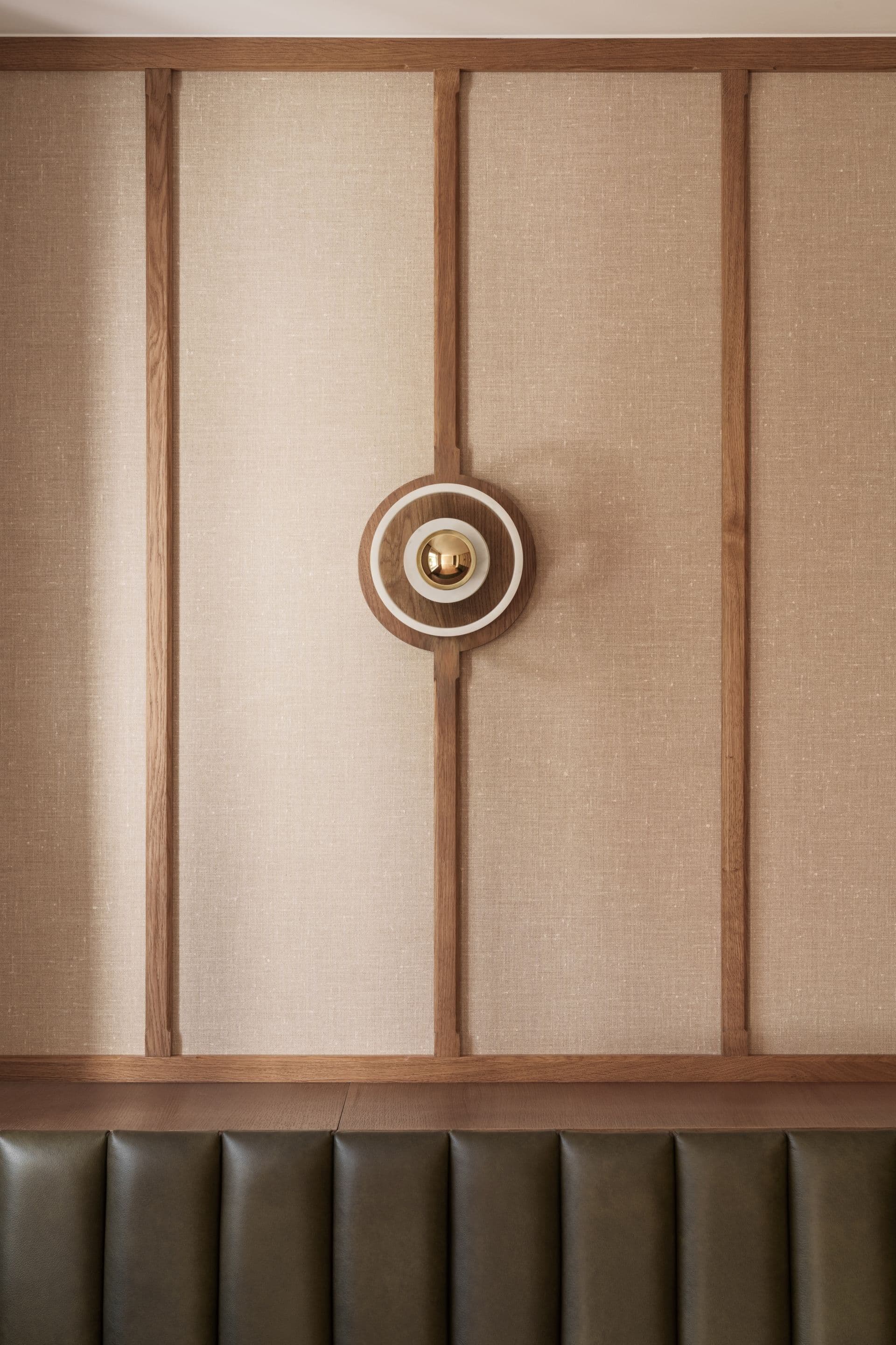 Brompton Dining Detail